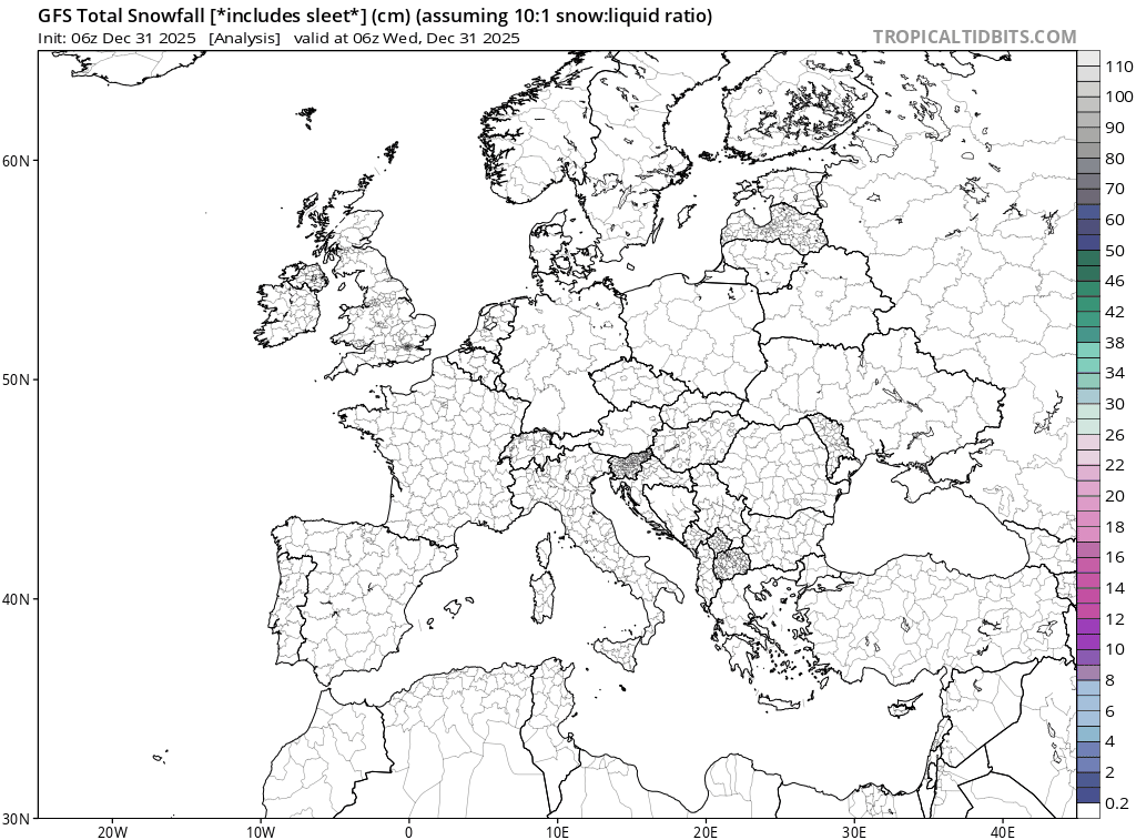 Weather forecast map of Europe showing projected total snowfall in centimeters from the GFS model, with a color scale indicating snow accumulation.